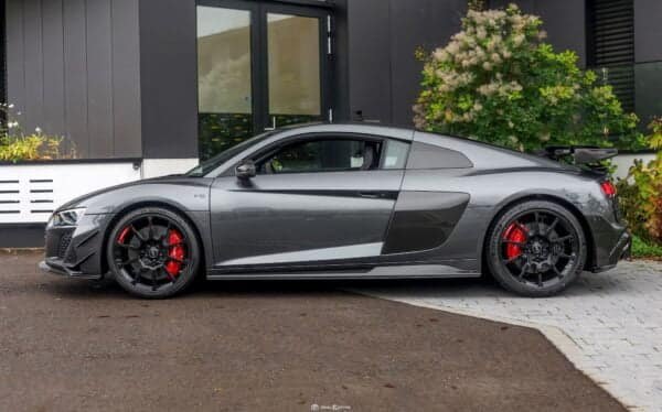 Audi R8 Sport V10